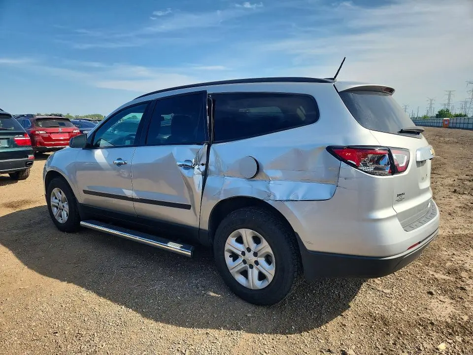 2016 CHEVROLET TRAVERSE LS  