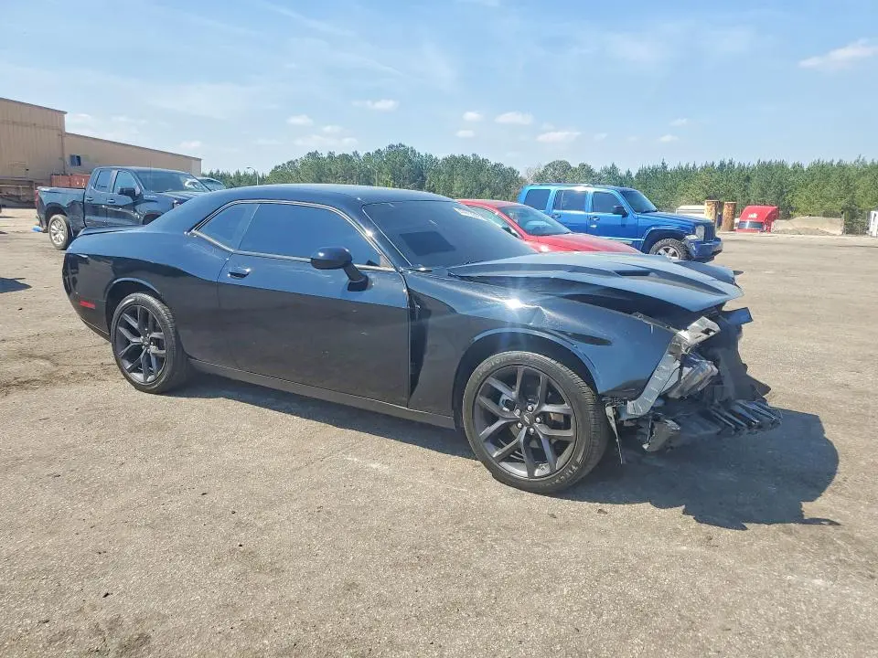 2023 DODGE CHALLENGER SXT  
