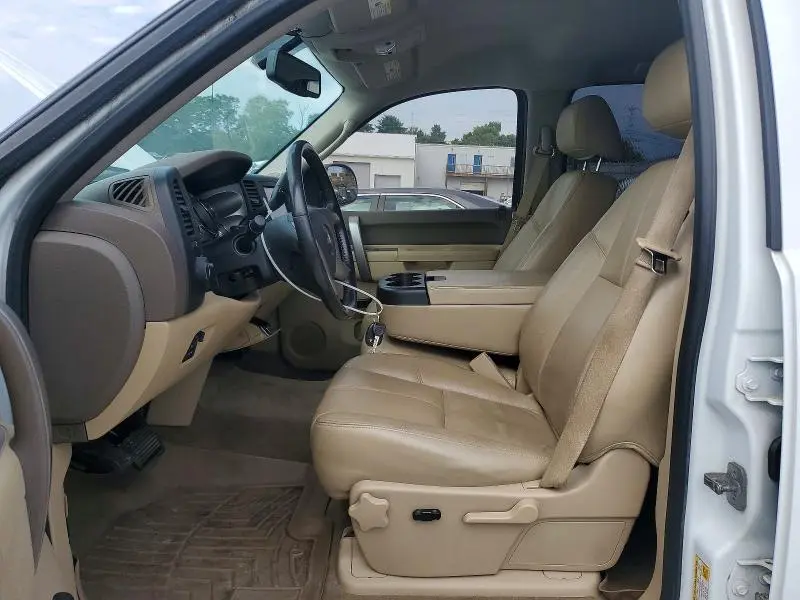 2013 CHEVROLET SILVERADO K1500 LT  
