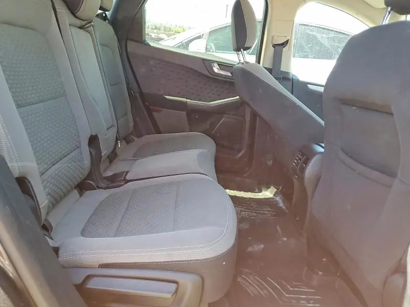 2020 FORD ESCAPE SE SPORT  