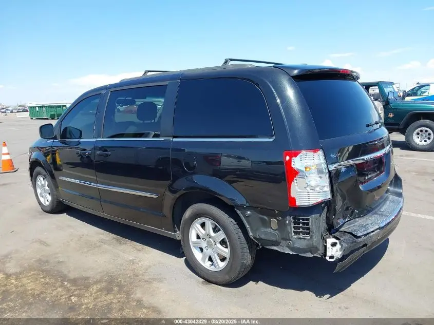 2013 CHRYSLER TOWN & COUNTRY TOURING