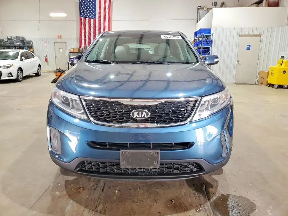 2014 KIA SORENTO LX  