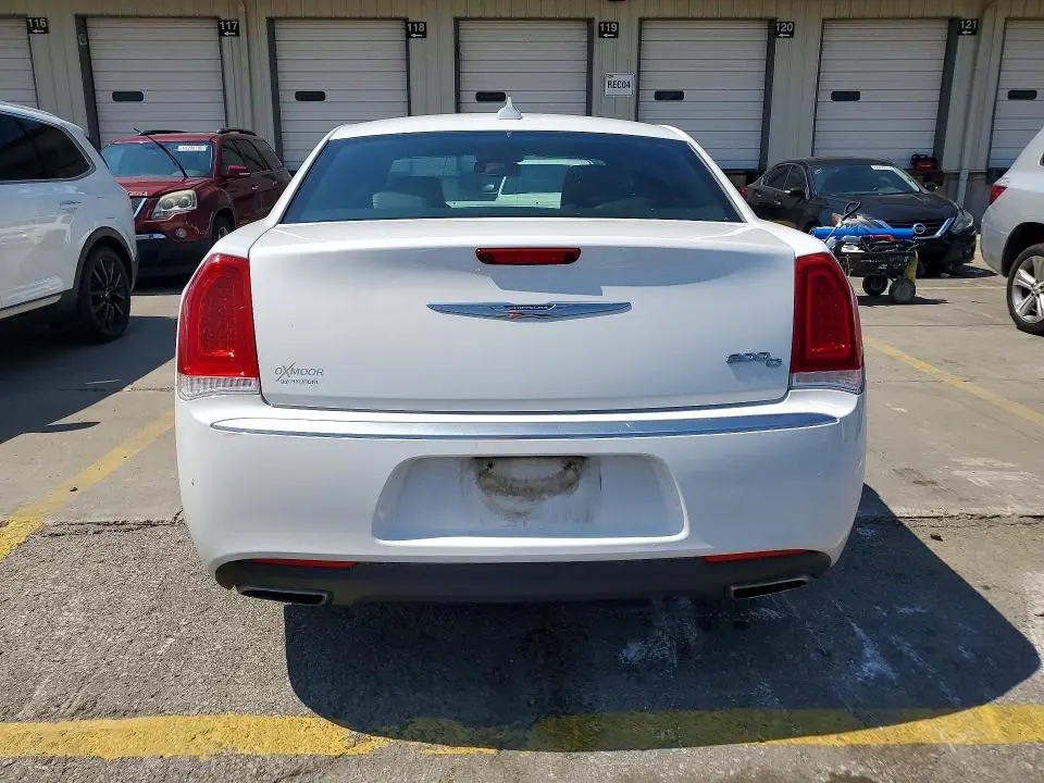 2017 CHRYSLER 300C PLATINUM  