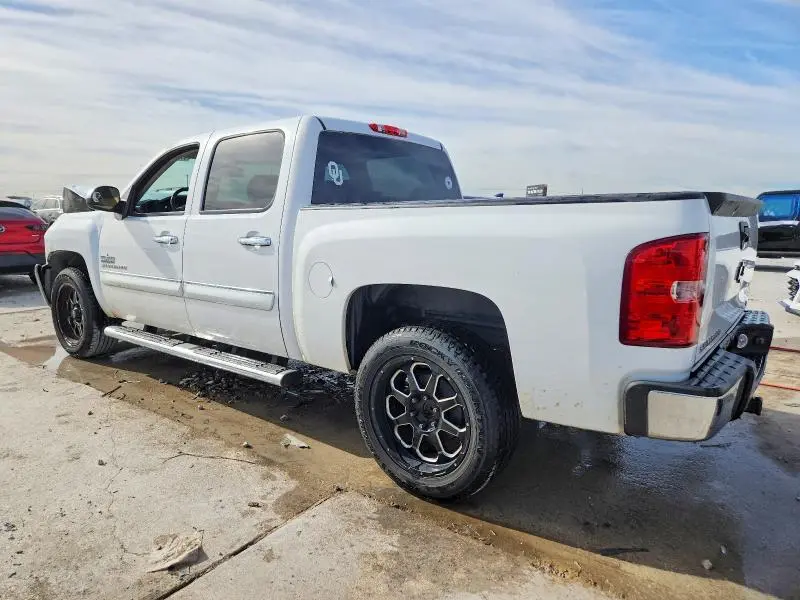 2013 CHEVROLET SILVERADO C1500 LT  