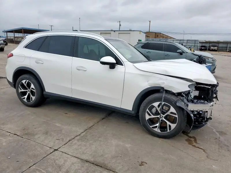 2025 MERCEDES-BENZ GLC 350E  