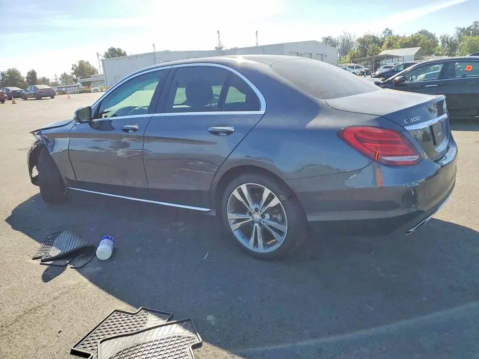 2016 MERCEDES-BENZ C 300  