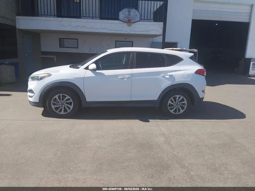 2018 HYUNDAI TUCSON SE