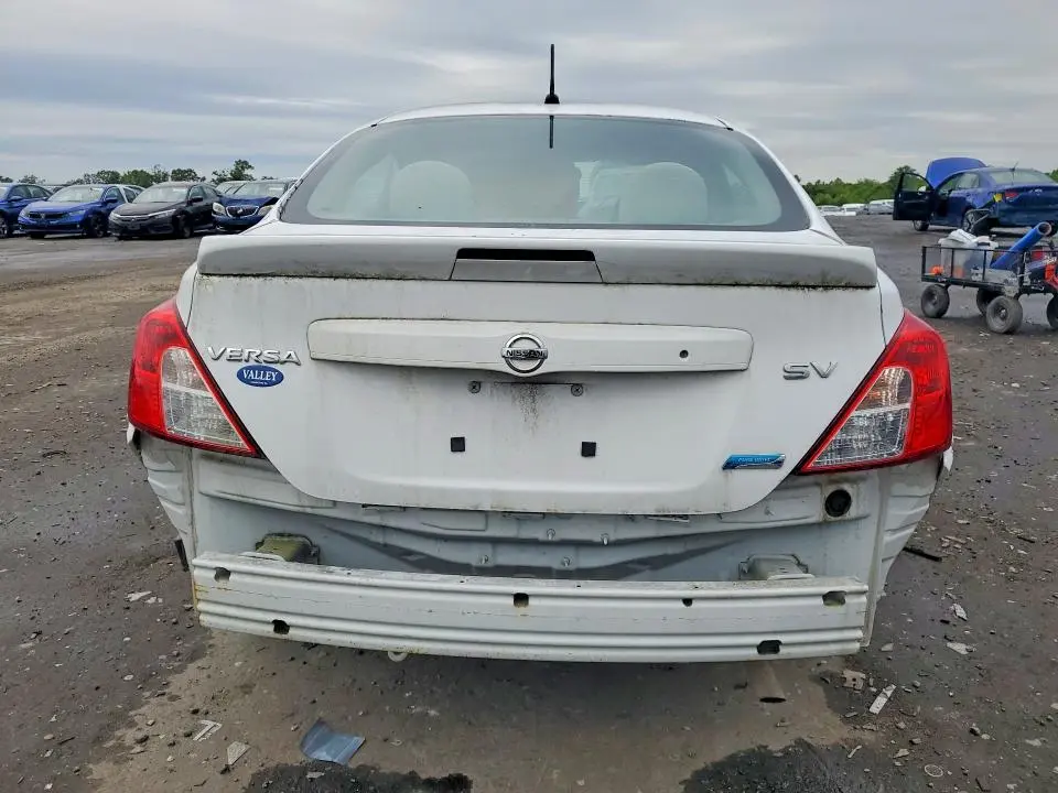 2016 NISSAN VERSA 1.6 SV  