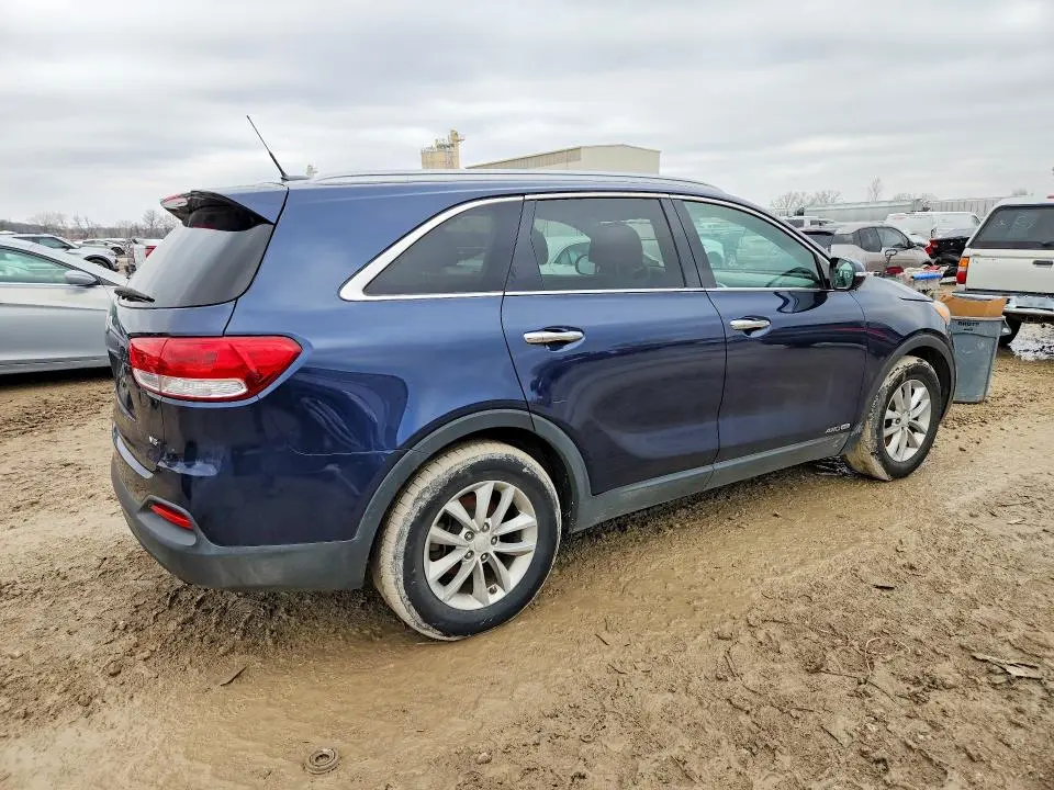 2017 KIA SORENTO LX V6  