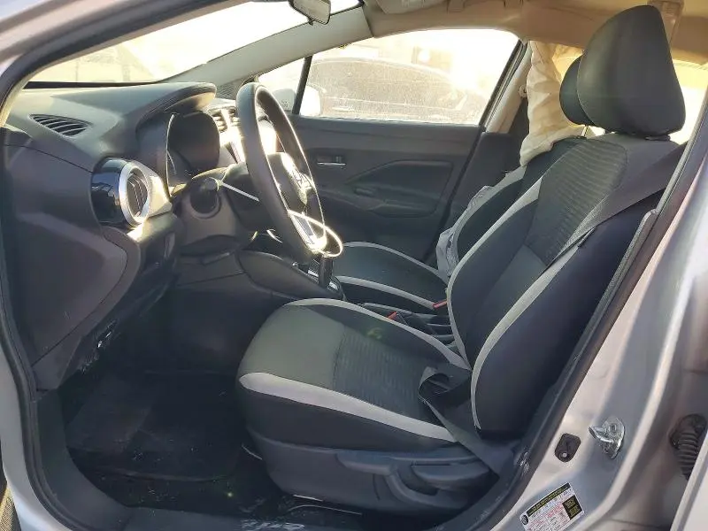 2020 NISSAN VERSA SV  