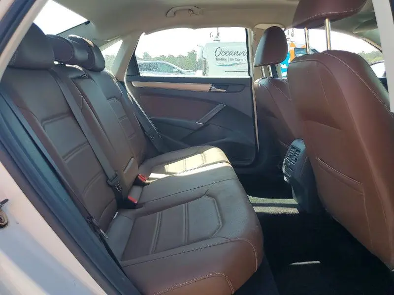 2021 VOLKSWAGEN PASSAT SE  