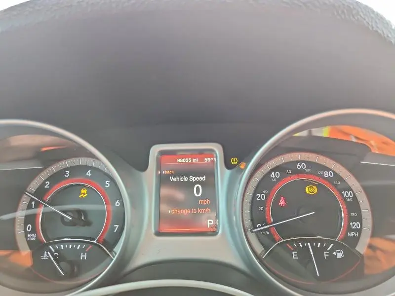 2019 DODGE JOURNEY SE  