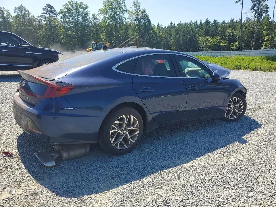 2022 HYUNDAI SONATA SEL  