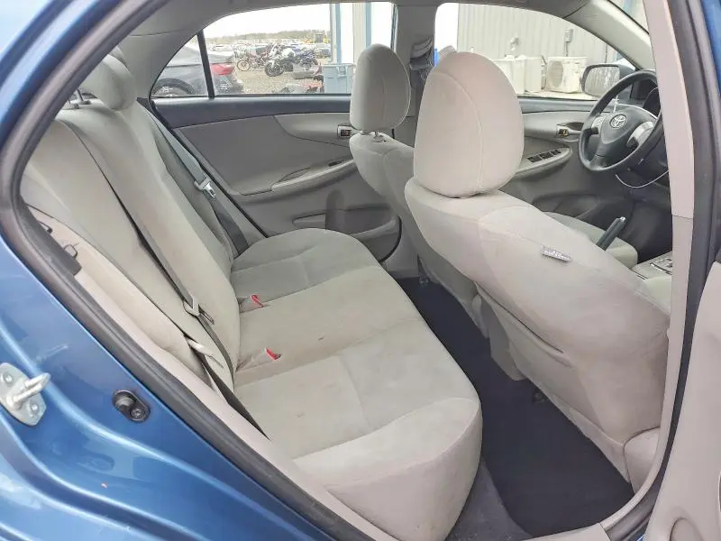 2013 TOYOTA COROLLA BASE  
