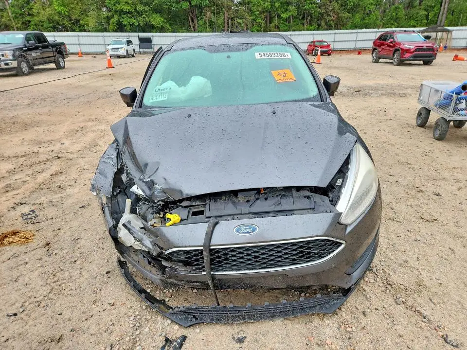 2018 FORD FOCUS SE  