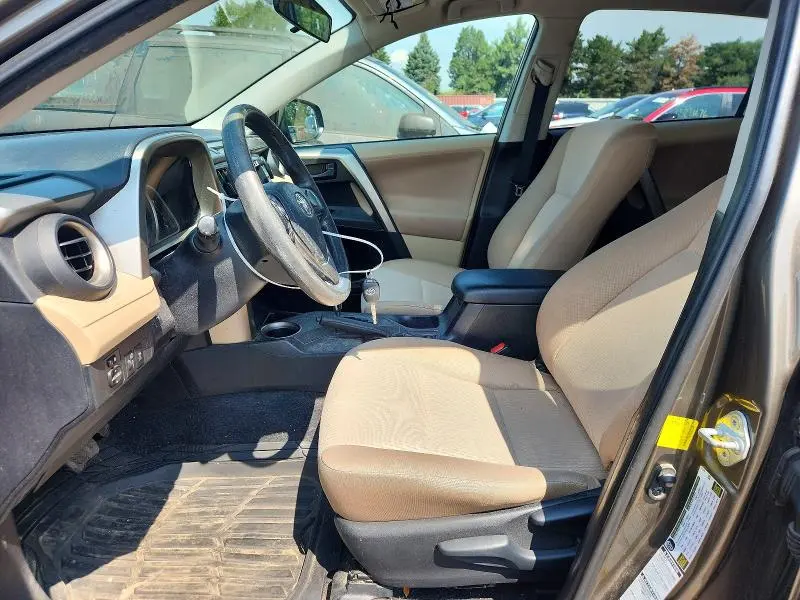 2013 TOYOTA RAV4 LE  