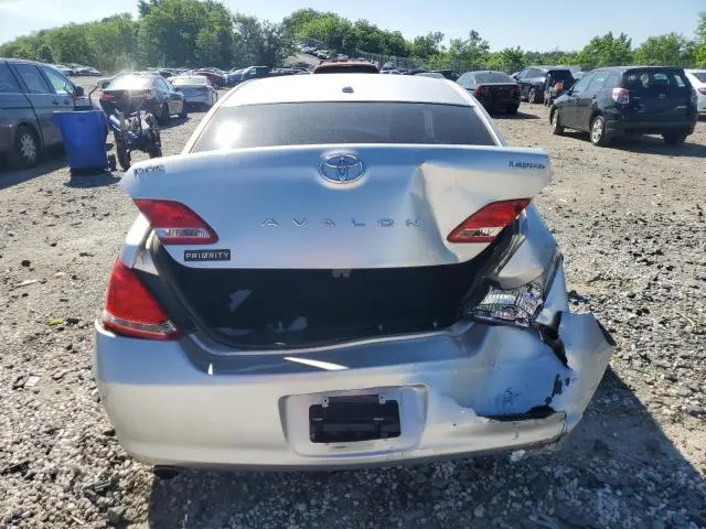 2010 TOYOTA AVALON XL  