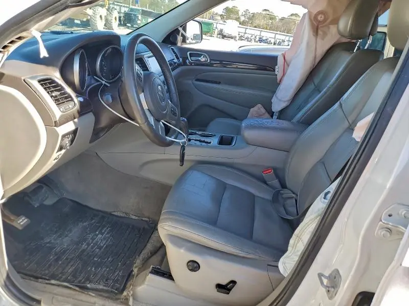 2011 JEEP GRAND CHEROKEE LAREDO  