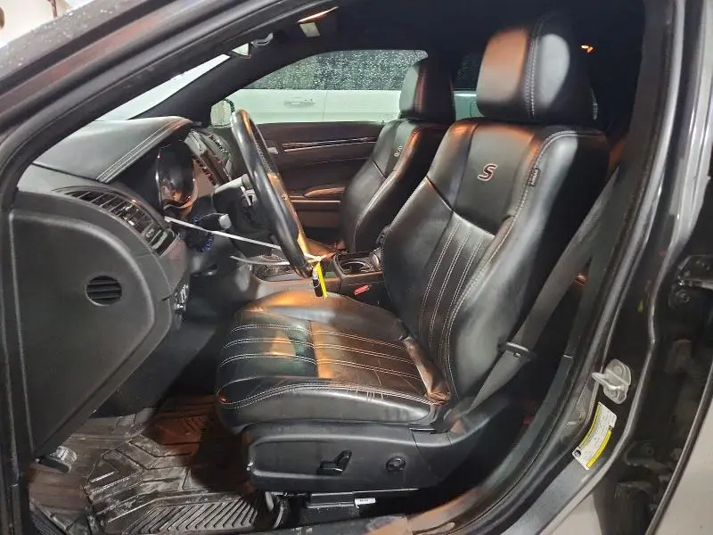 2019 CHRYSLER 300 S  
