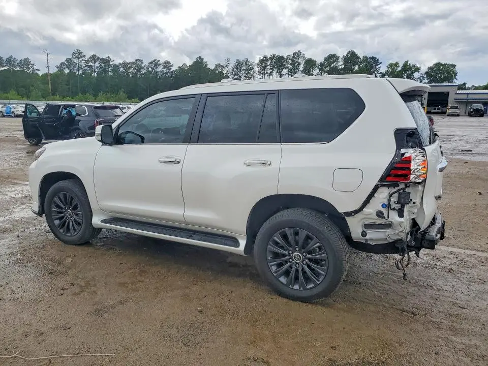 2023 LEXUS GX 460  