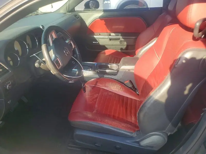 2014 DODGE CHALLENGER SXT  