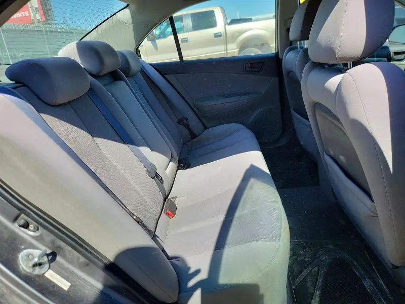 2010 HYUNDAI SONATA GLS  