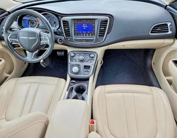 2015 CHRYSLER 200 C  