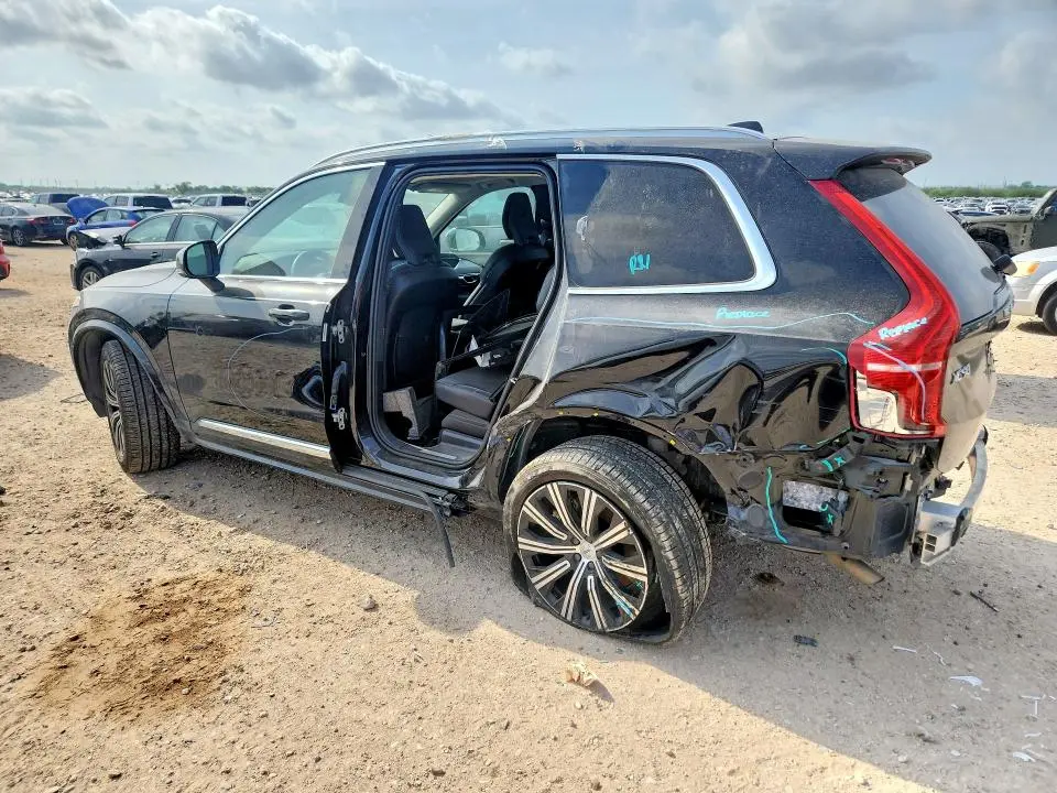 2025 VOLVO XC90 CORE  