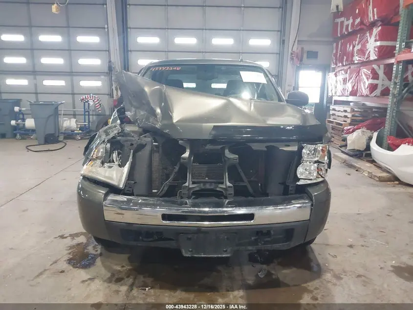 2011 CHEVROLET SILVERADO 1500 LS