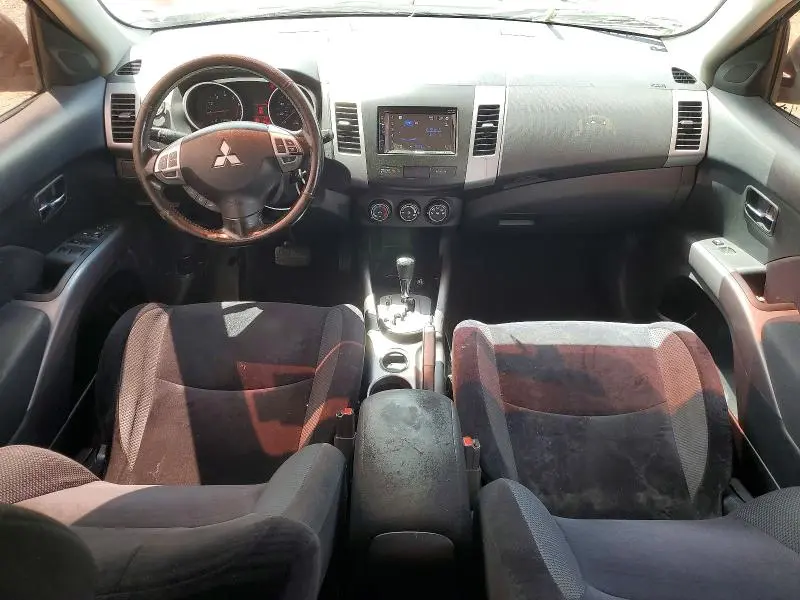 2011 MITSUBISHI OUTLANDER ES  