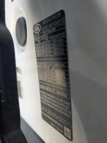 2025 LAND ROVER RANGE ROVER VELAR DYNAMIC SE  