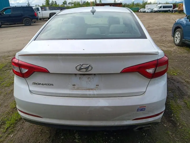 2016 HYUNDAI SONATA SE  