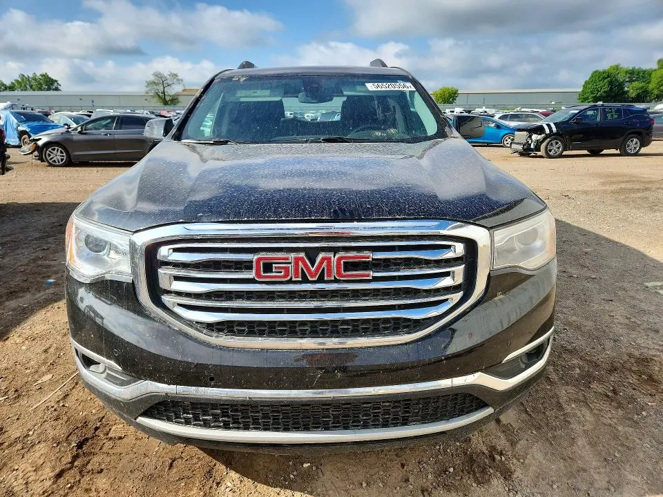 2018 GMC ACADIA SLT-2  