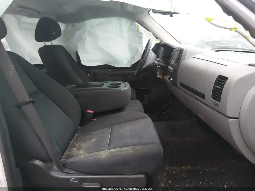 2011 CHEVROLET SILVERADO 1500 LS