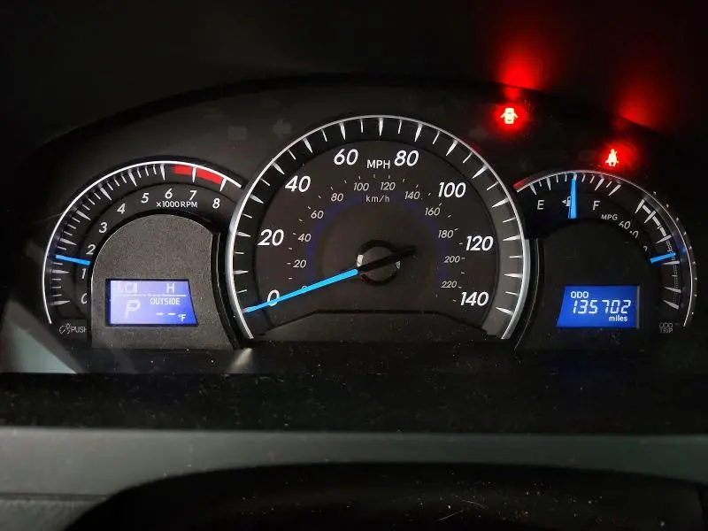 2014 TOYOTA CAMRY XLE  