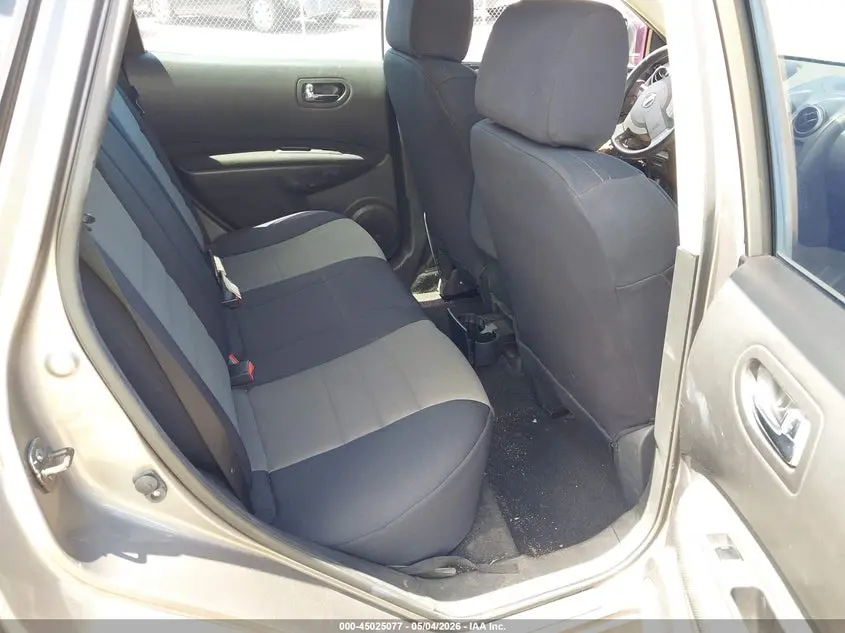 2013 NISSAN ROGUE S