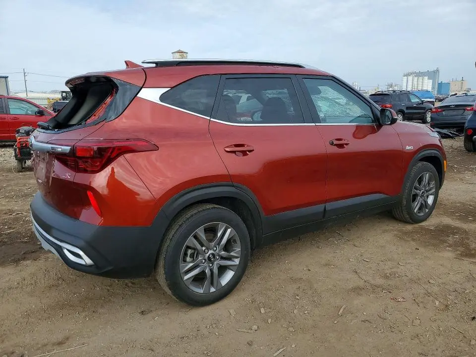 2021 KIA SELTOS S  