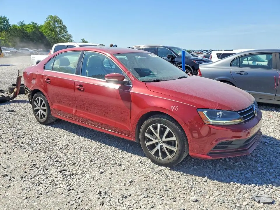 2017 VOLKSWAGEN JETTA SE  