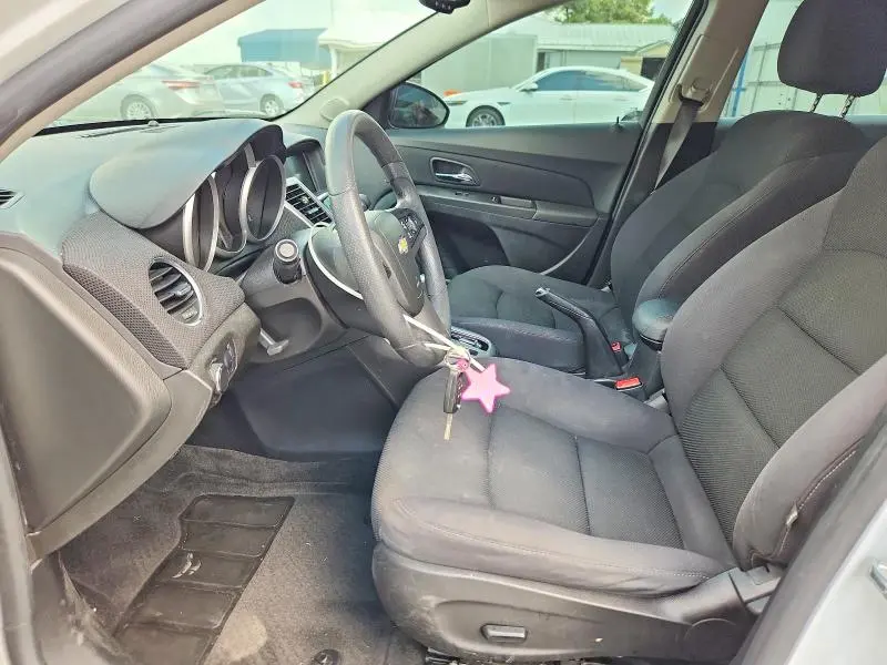 2015 CHEVROLET CRUZE LT  