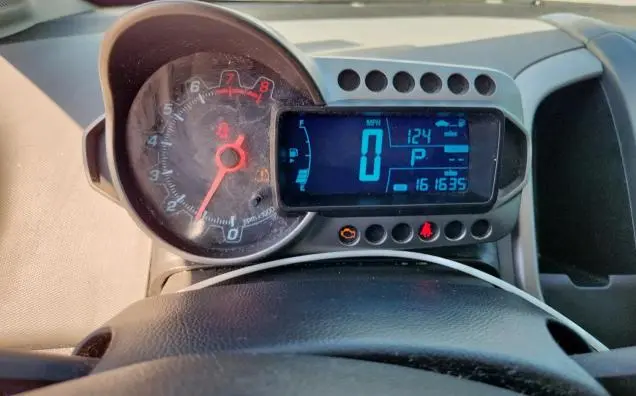 2015 CHEVROLET SONIC LT  