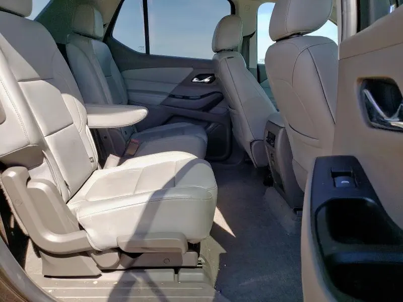 2019 CHEVROLET TRAVERSE LT  