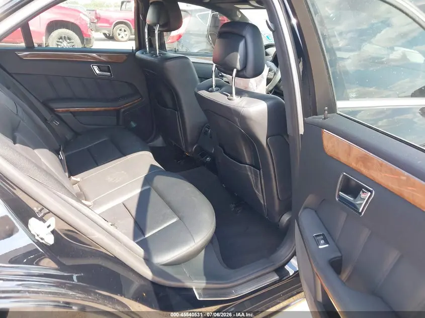2011 MERCEDES-BENZ E 350  