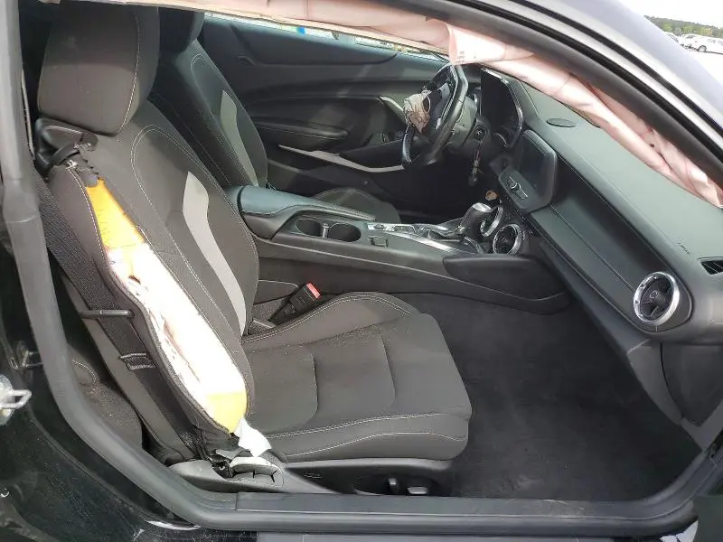 2018 CHEVROLET CAMARO LT  