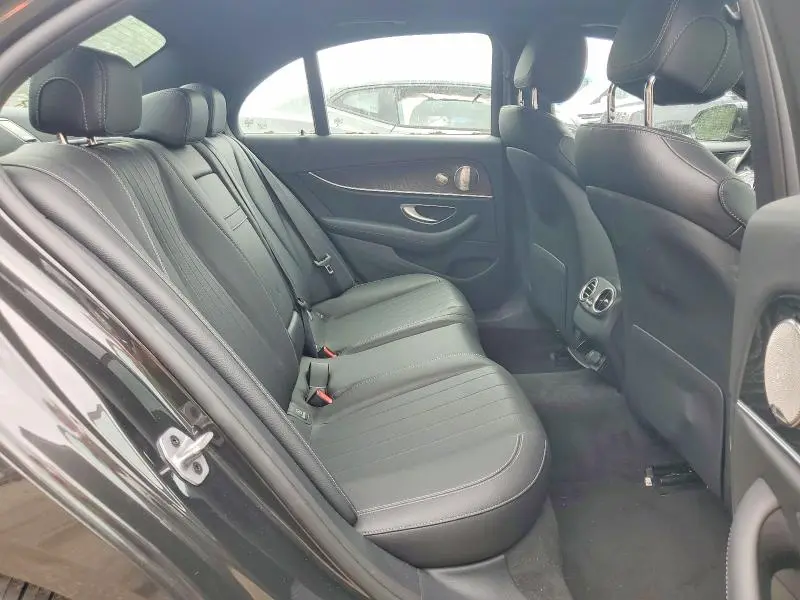 2022 MERCEDES-BENZ E 350  