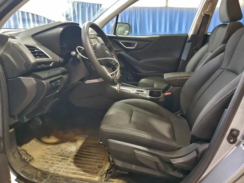 2021 SUBARU FORESTER   