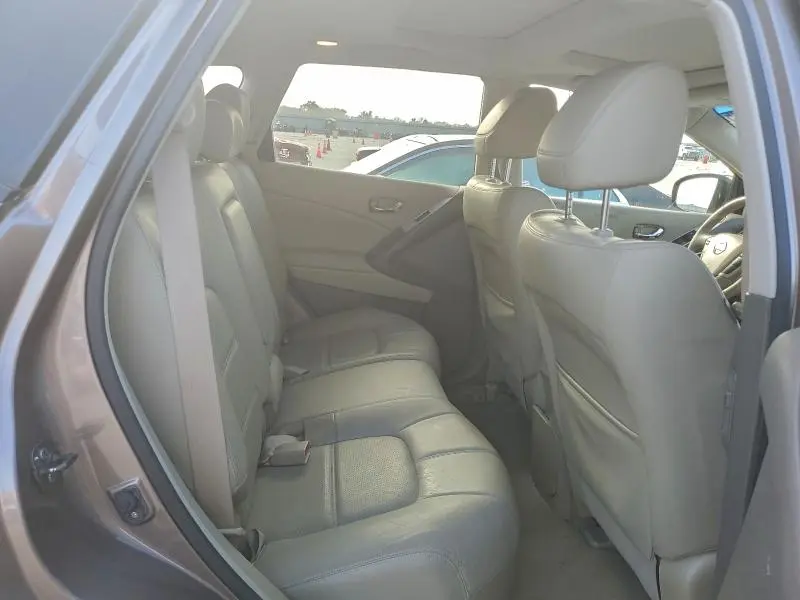 2014 NISSAN MURANO S  