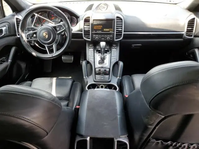 2016 PORSCHE CAYENNE GTS  