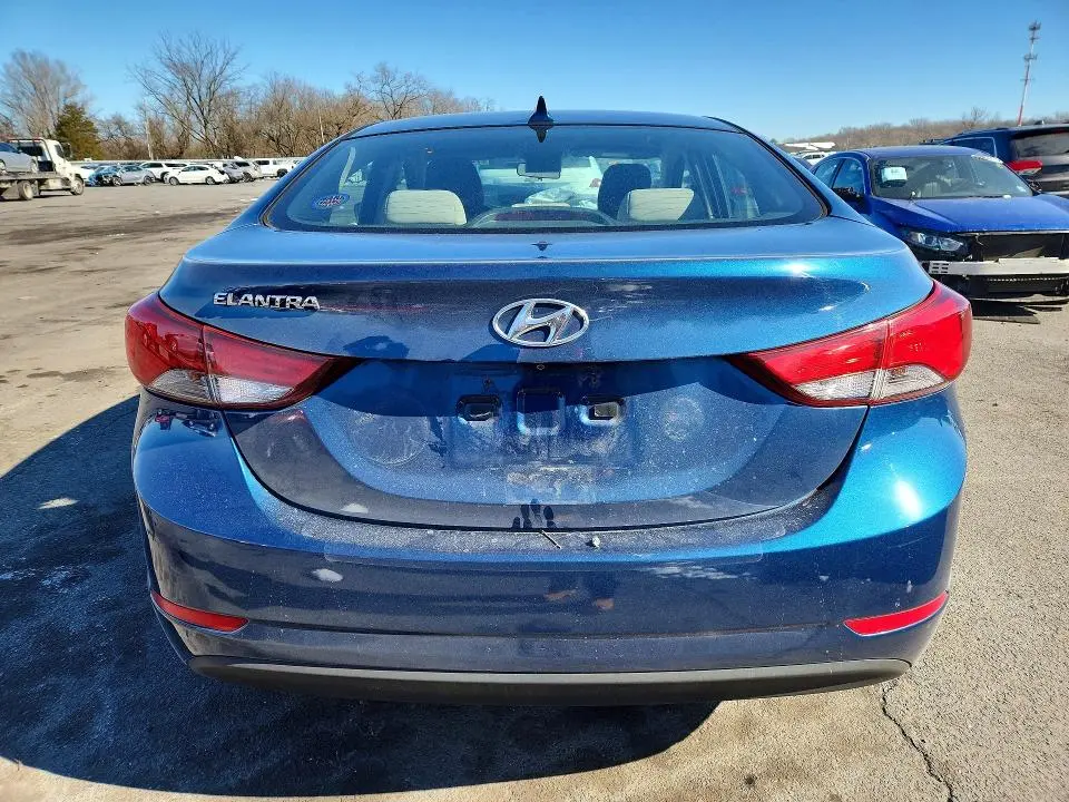 2015 HYUNDAI ELANTRA SE  