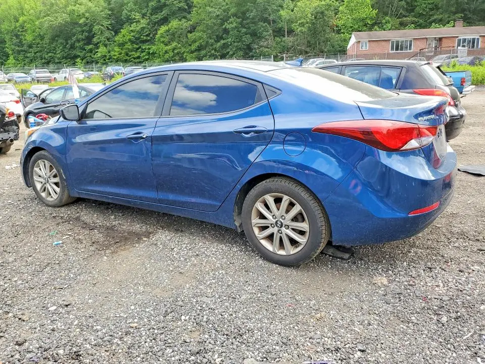 2016 HYUNDAI ELANTRA SE  