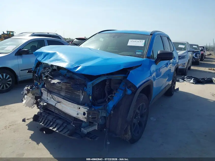2021 TOYOTA RAV4 LE